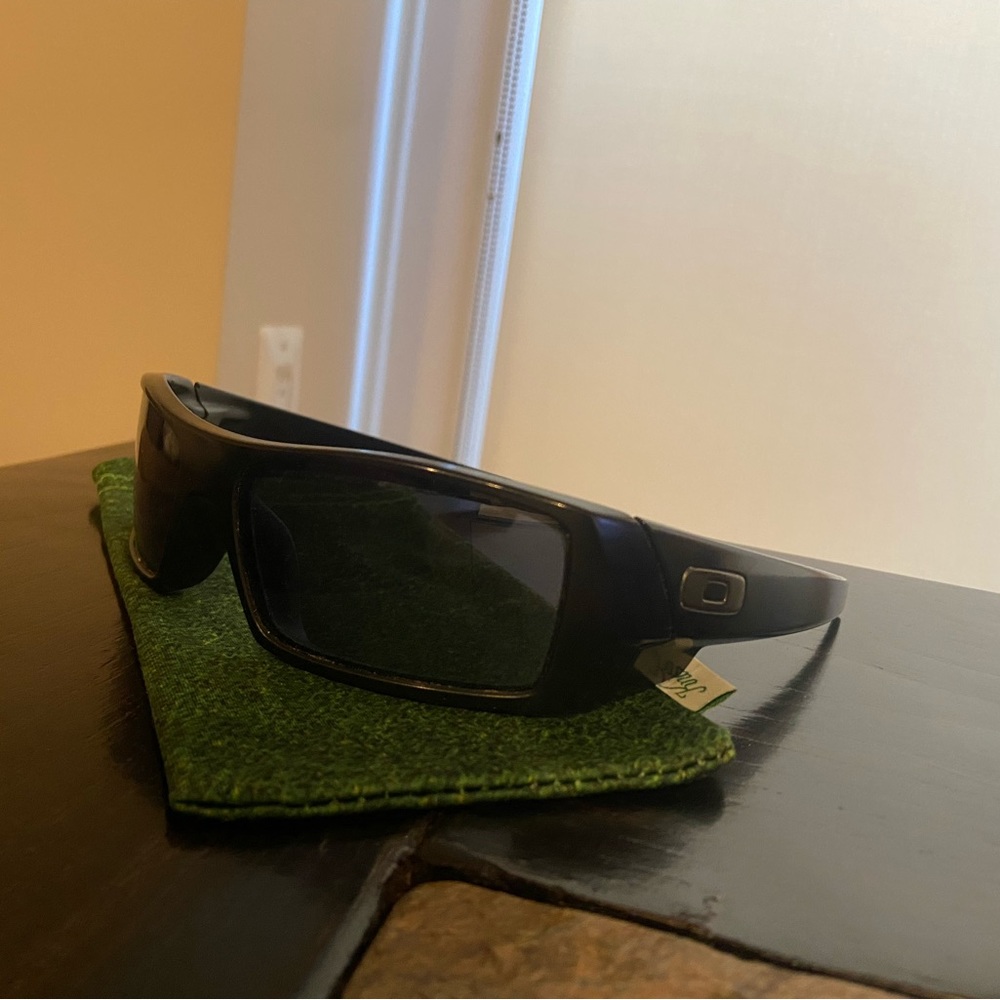 oakley gascan polarized black sunglasses